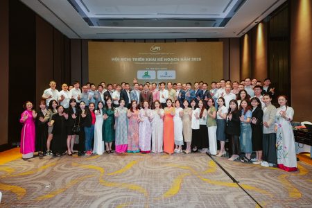VIỆT ECO ALUMINUM GHI DẤU ẤN TẠI VAA CEO SUMMIT 2025